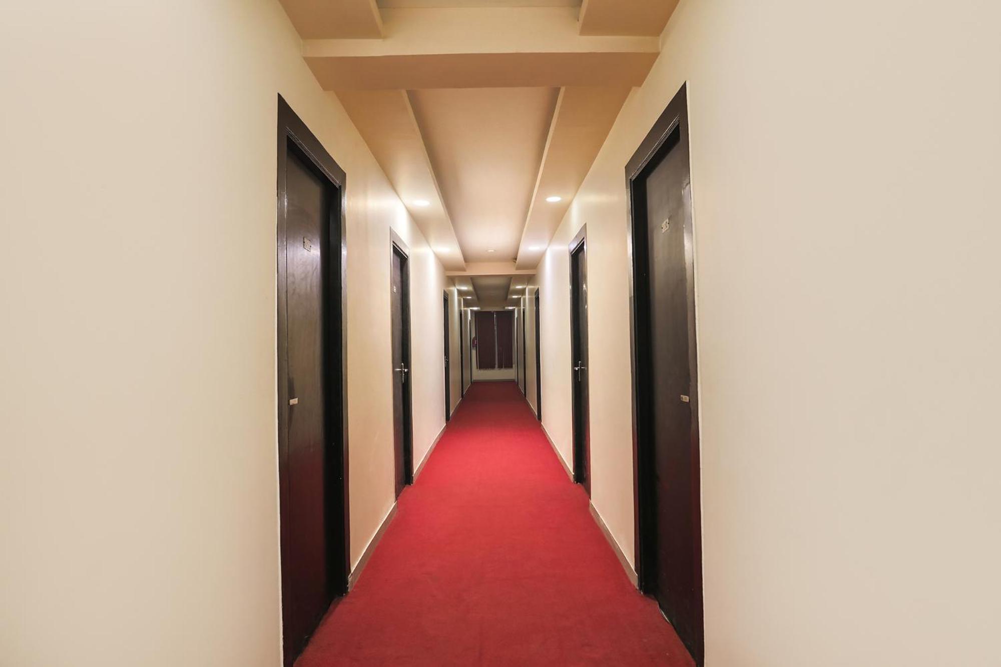 Fabhotel The Diamond Ghaziabad Extérieur photo