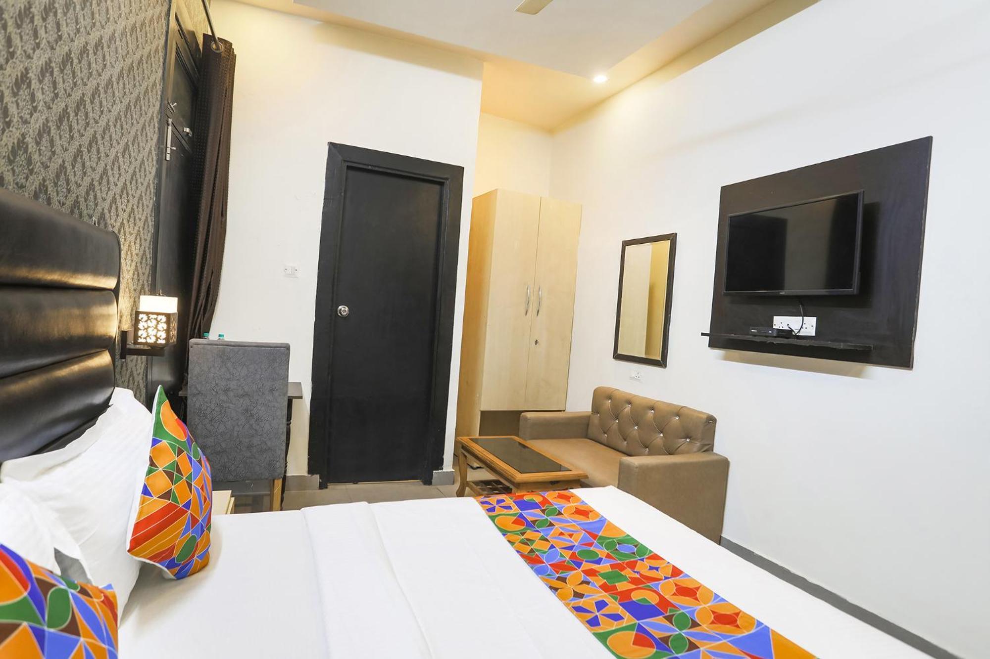 Fabhotel The Diamond Ghaziabad Extérieur photo