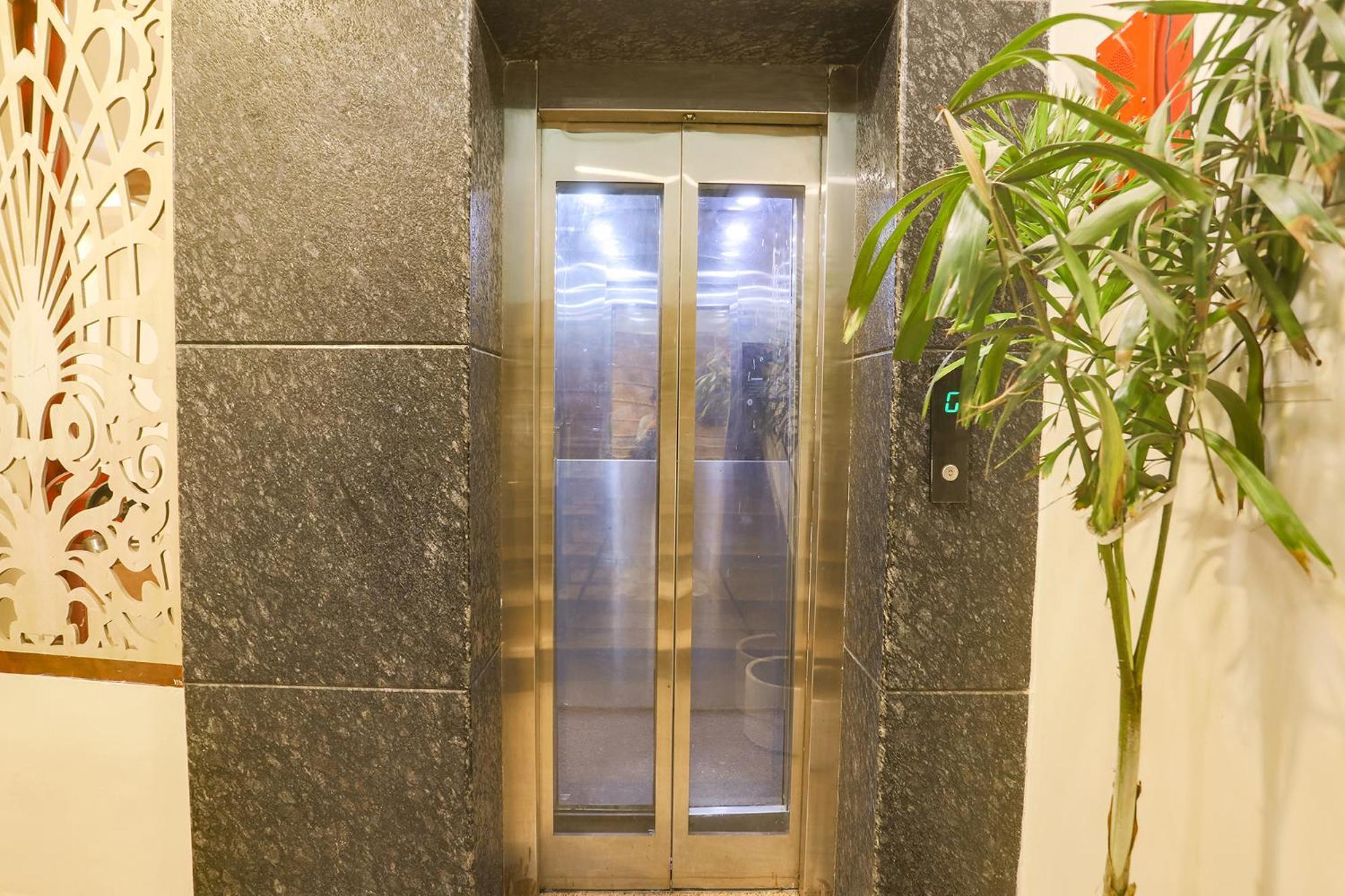 Fabhotel The Diamond Ghaziabad Extérieur photo
